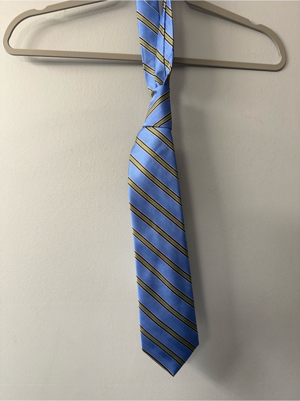 Vintage Deadstock Brooks Brothers 346 Tie. Blue, green. Pure Silk. Made in USA.